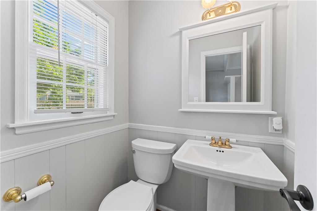 7616 W 97th Street — photo 18