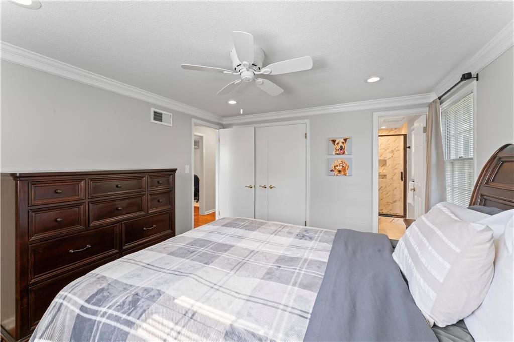 7616 W 97th Street — photo 28