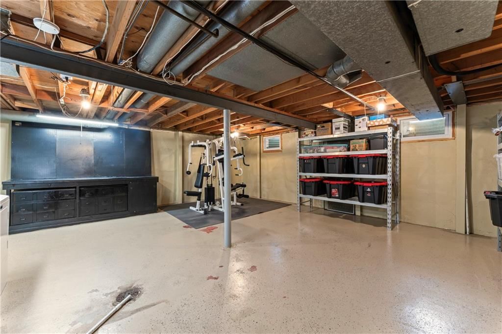 7616 W 97th Street — photo 33
