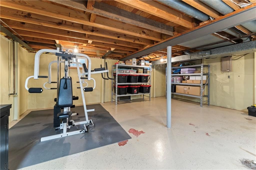 7616 W 97th Street — photo 34