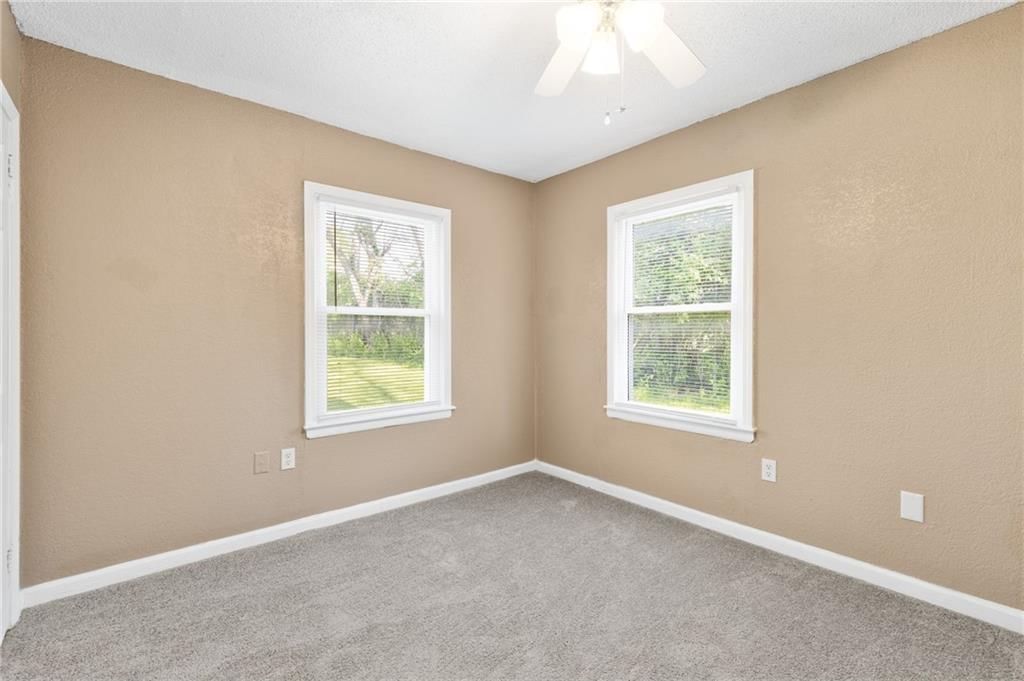 13710 Winchester Avenue — photo 18