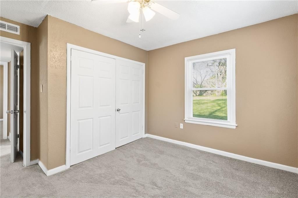 13710 Winchester Avenue — photo 19