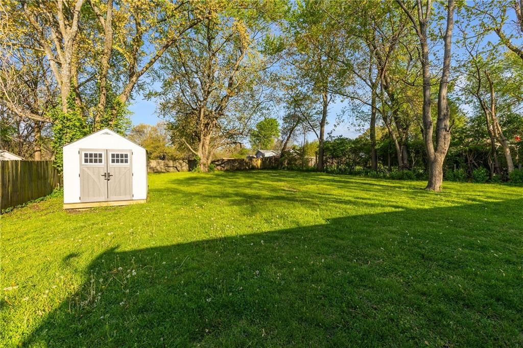 13710 Winchester Avenue — photo 20