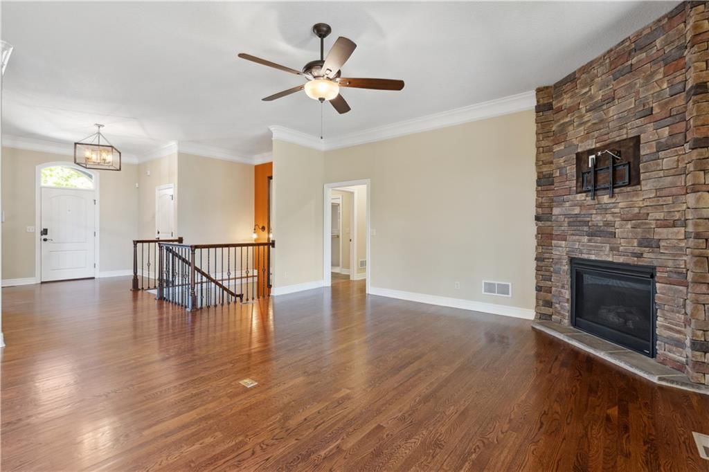 18920 W 99th Terrace — photo 15
