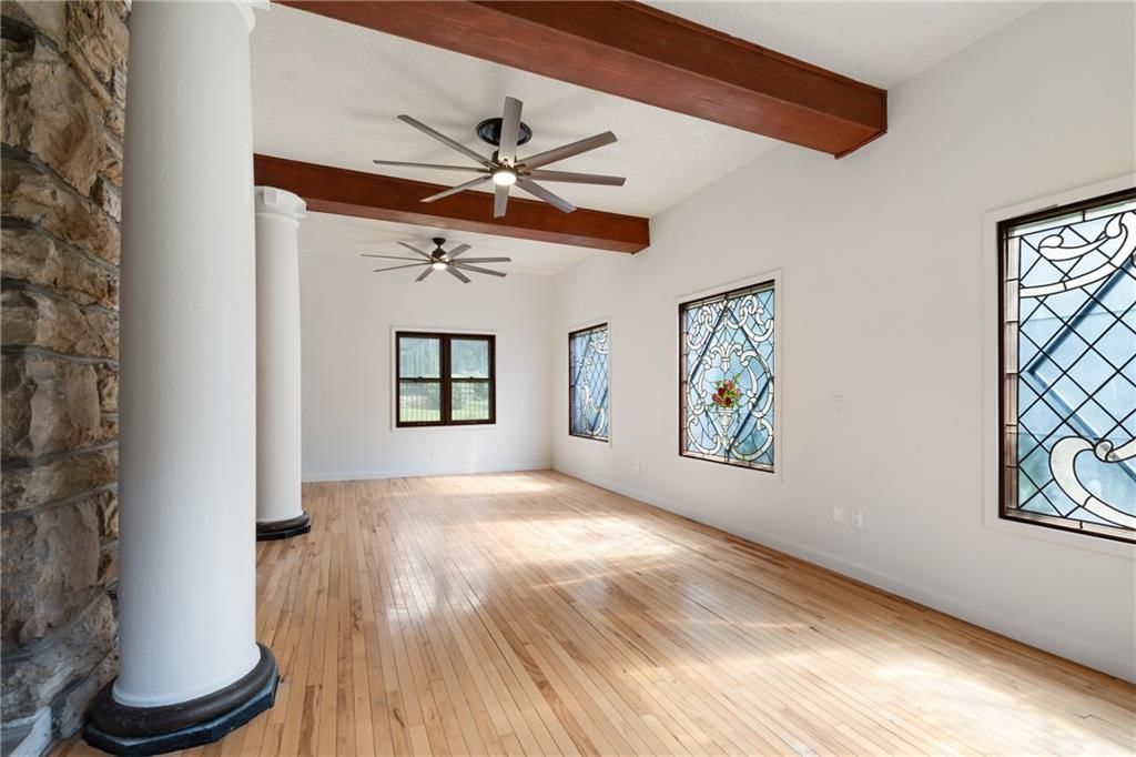 420 E 37th Street — photo 16