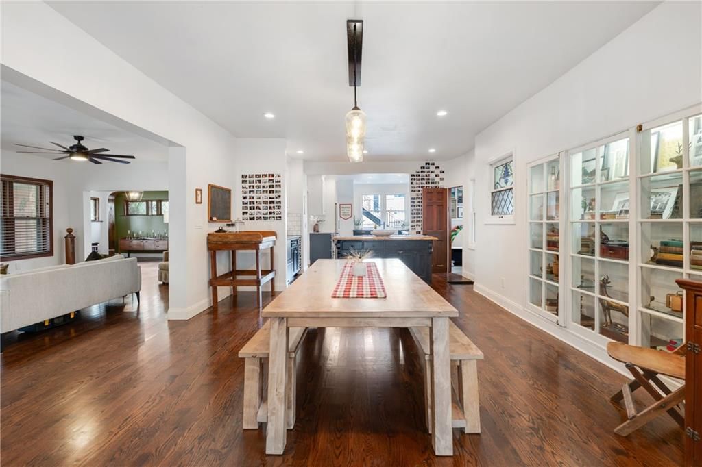 420 E 37th Street — photo 19