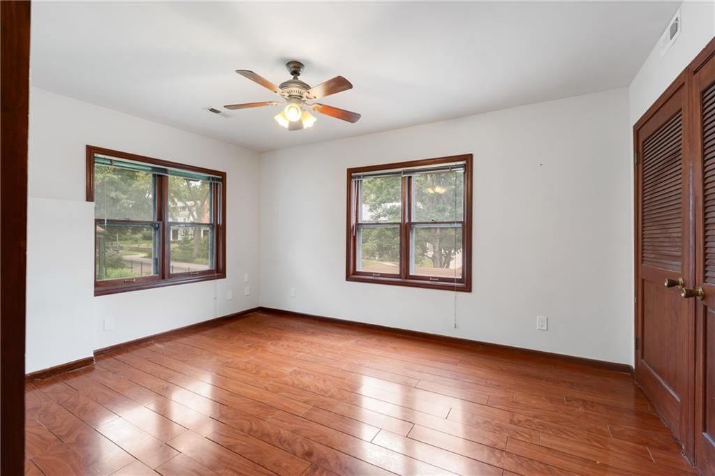 420 E 37th Street — photo 53