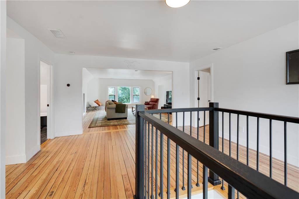 420 E 37th Street — photo 56