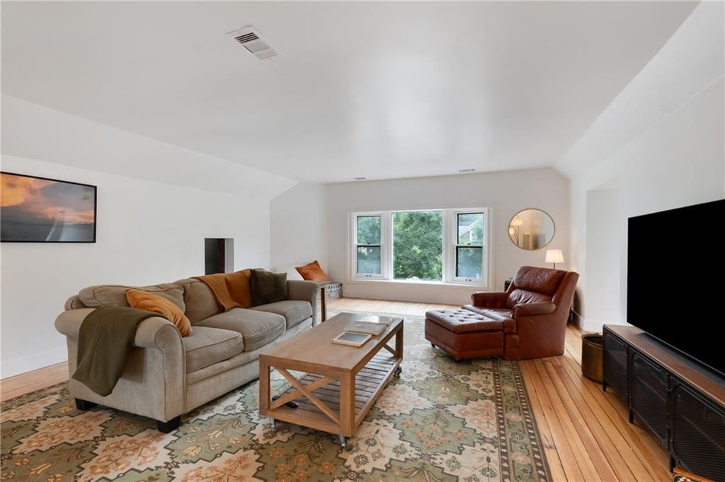 420 E 37th Street — photo 59
