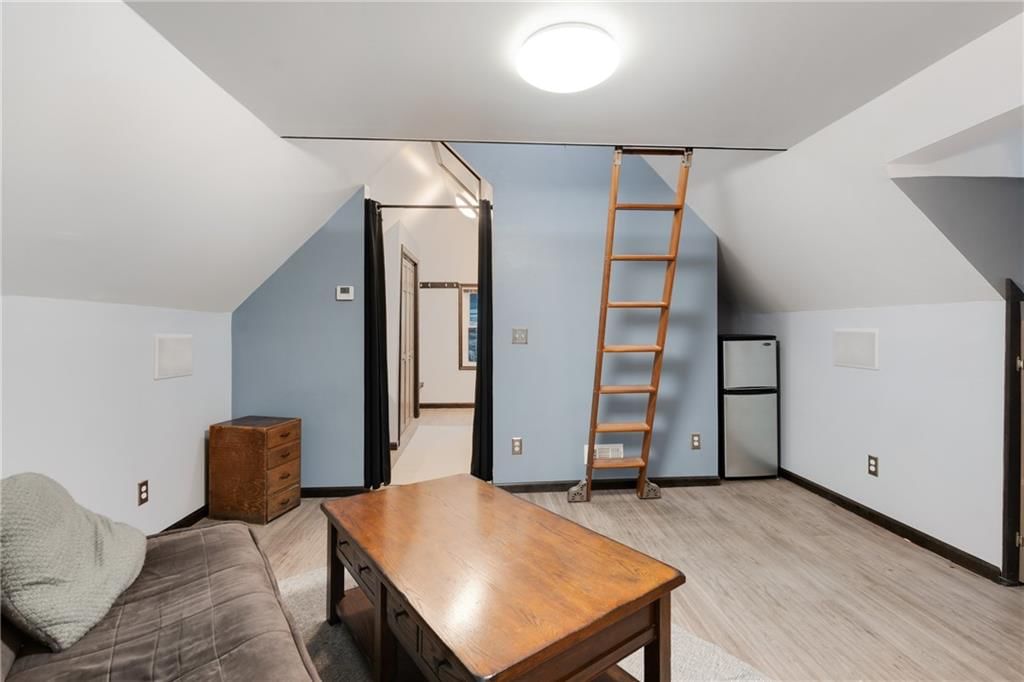 420 E 37th Street — photo 73
