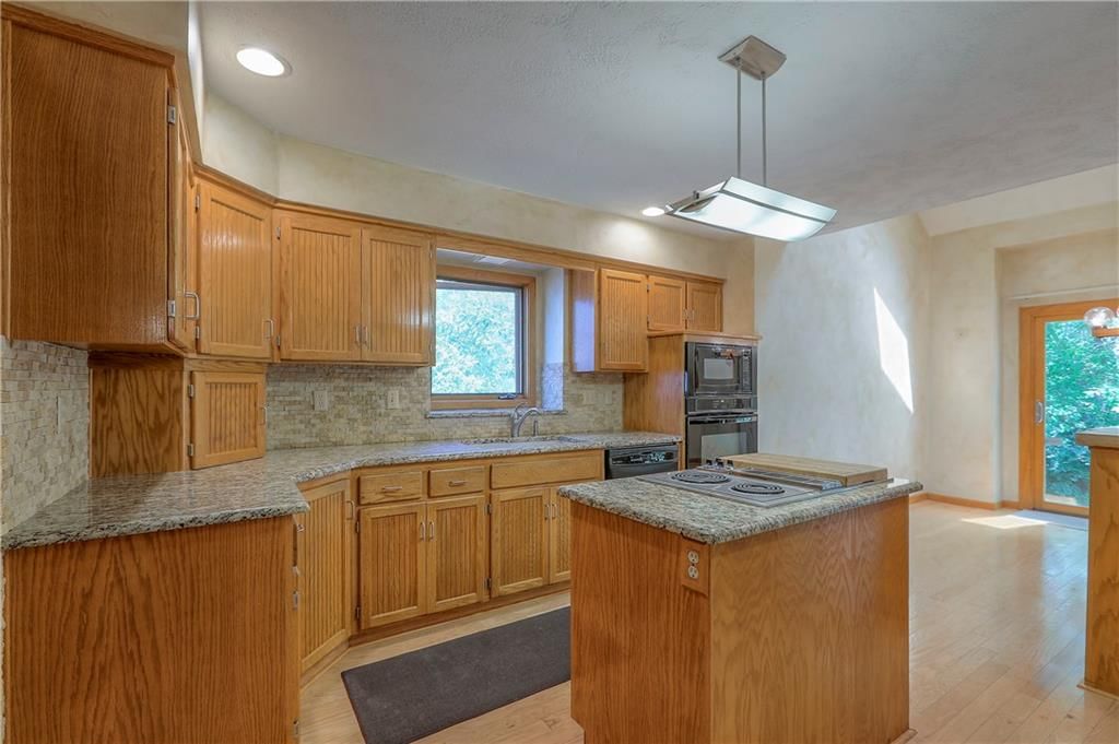 12341 Beverly Street — photo 8