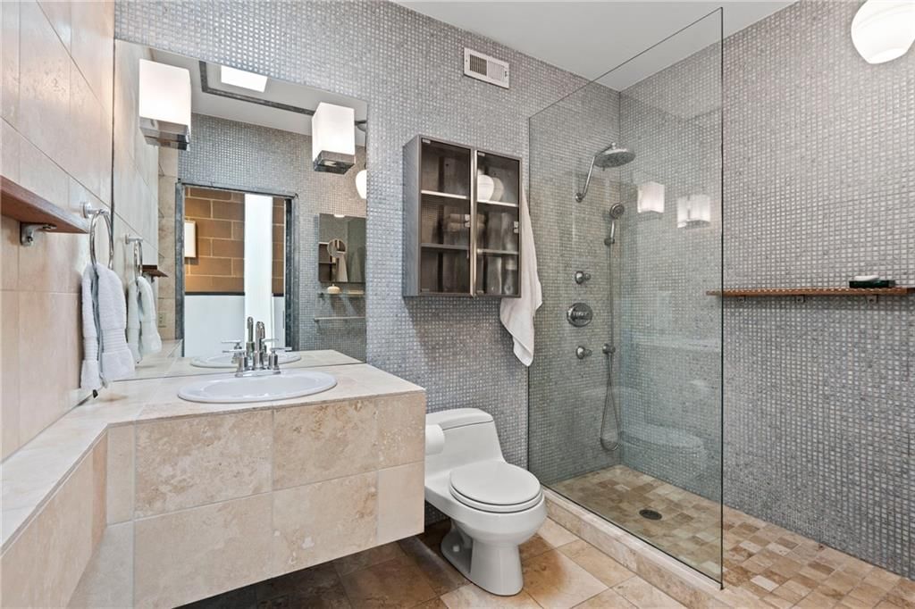 1613 Madison Street — photo 22