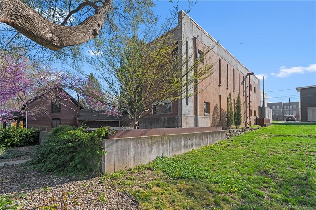 1613 Madison Street — photo 28