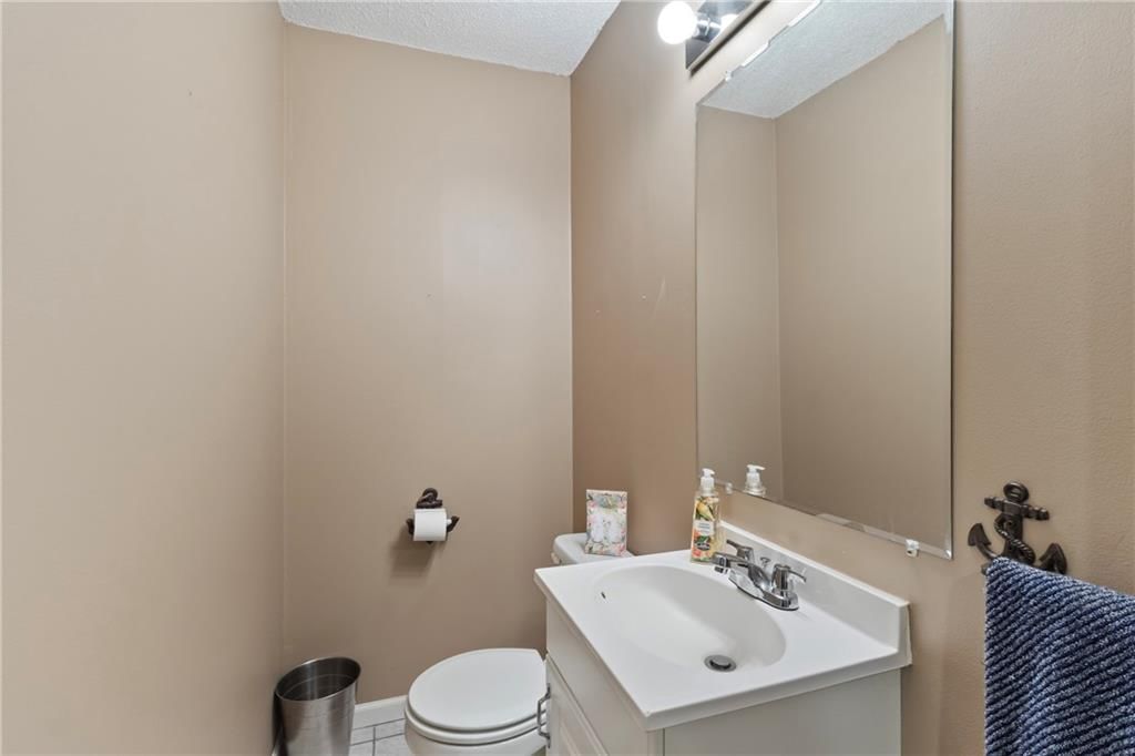 8553 N Gower Avenue — photo 18