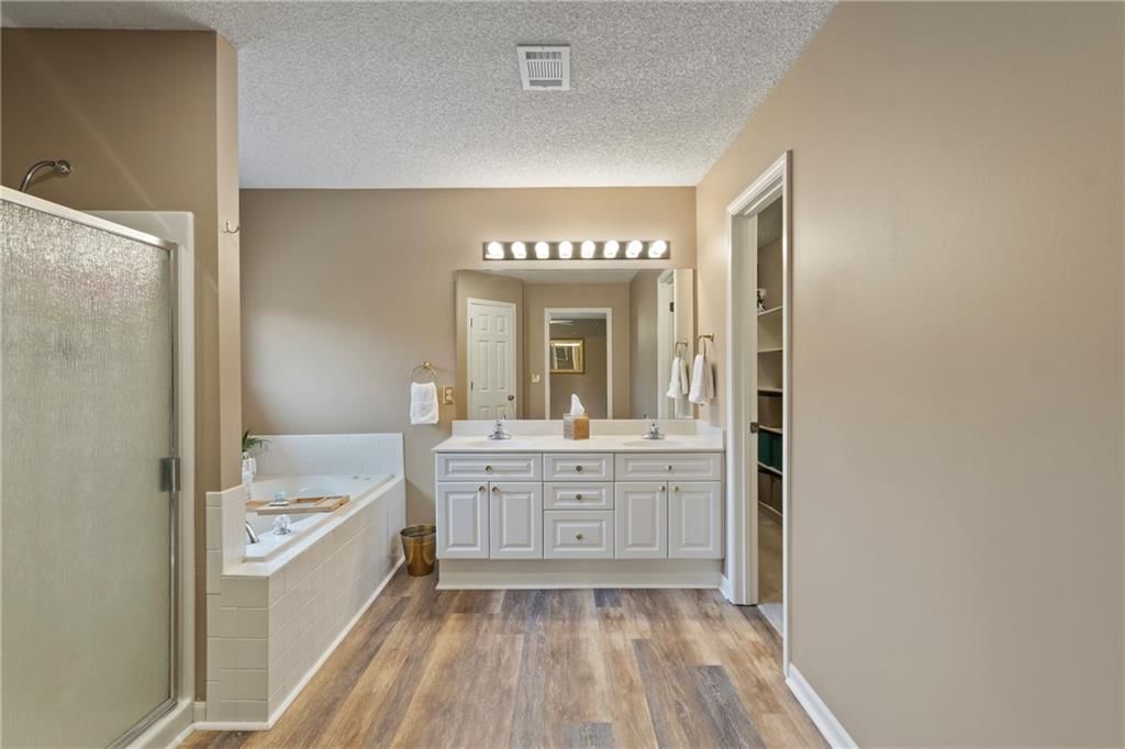 8553 N Gower Avenue — photo 26