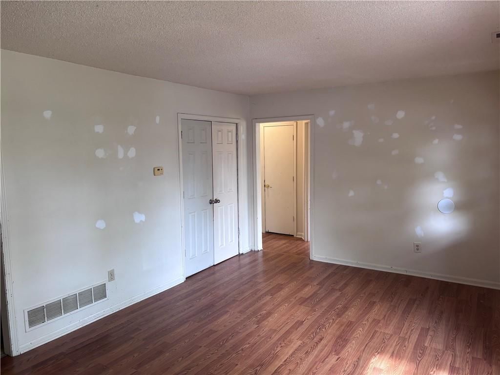 6616 OXFORD Avenue — photo 4