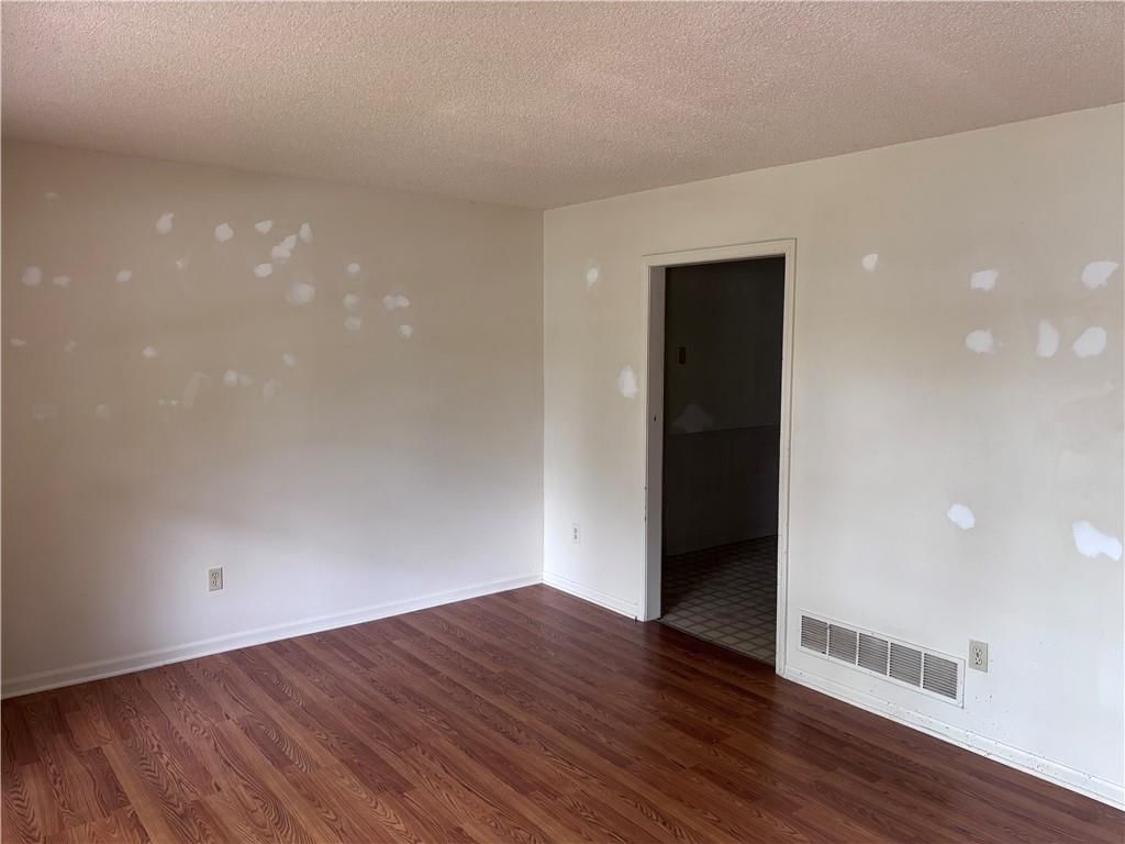 6616 OXFORD Avenue — photo 5