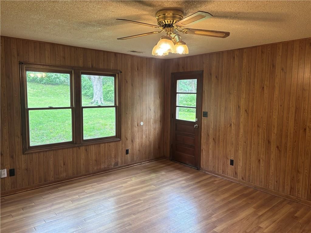 6616 OXFORD Avenue — photo 9