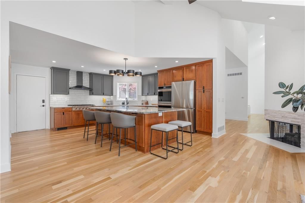 10808 W 109th Street — photo 20