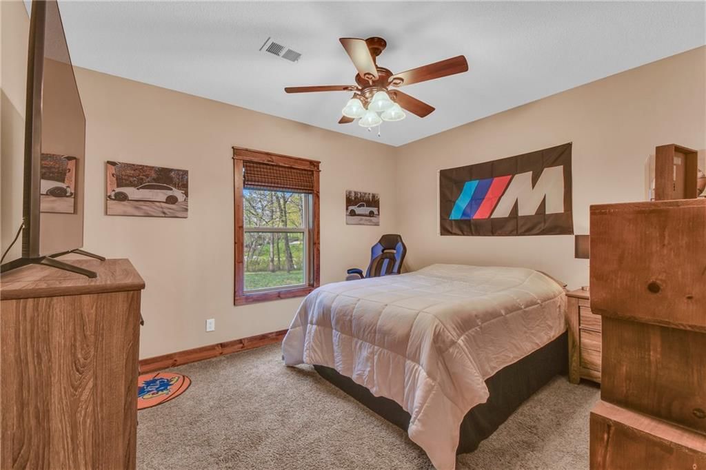 18424 S Hickory Grove Road — photo 35
