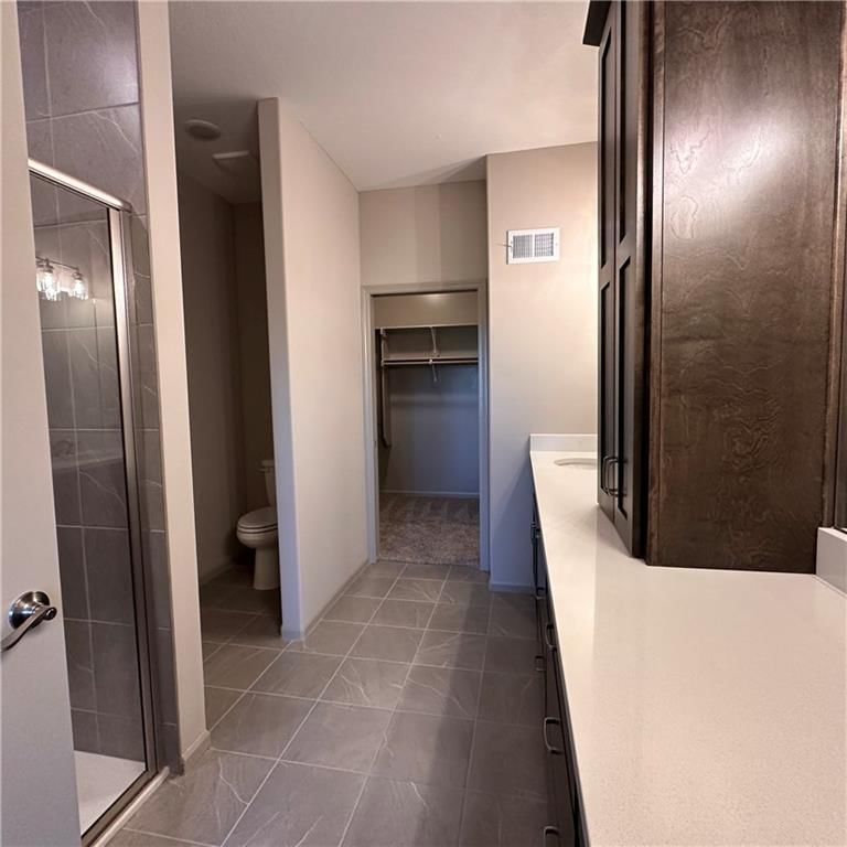 Photo 9 of 34 - 2129 Greenfield Point