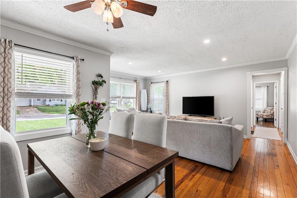 5117 W 58th Street — photo 10
