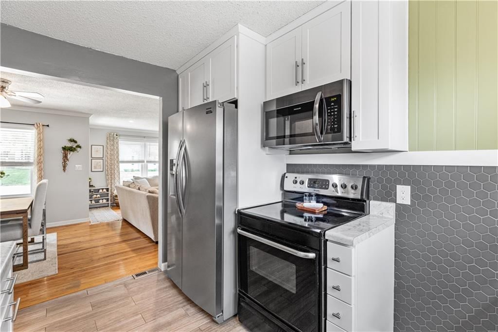 5117 W 58th Street — photo 14