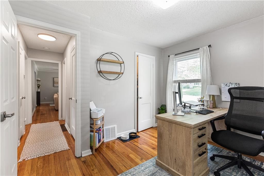 5117 W 58th Street — photo 24
