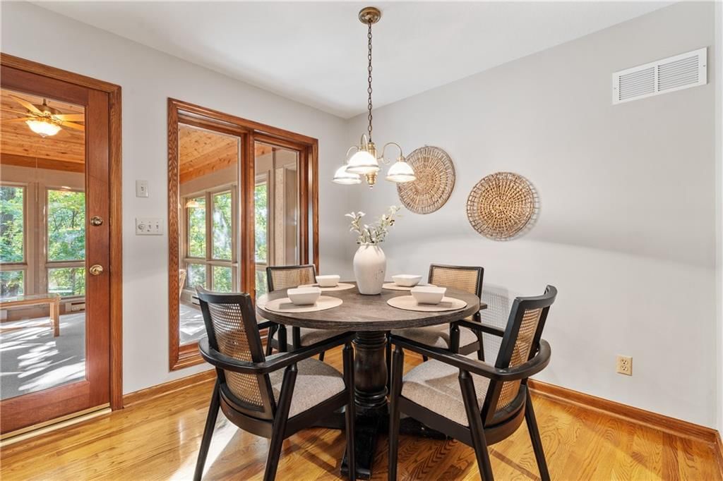 1031 NW Cedarcreek Lane — photo 18