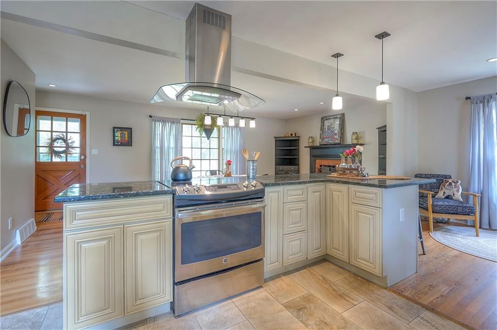 7813 Aberdeen Street — photo 17