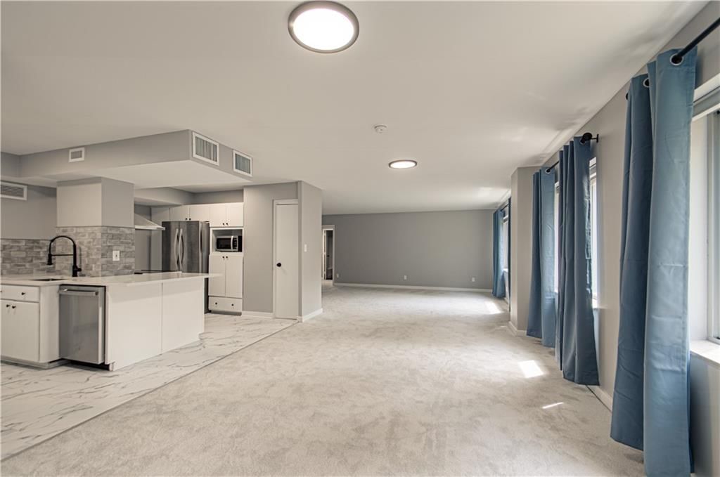 4550 Warwick Boulevard — photo 34