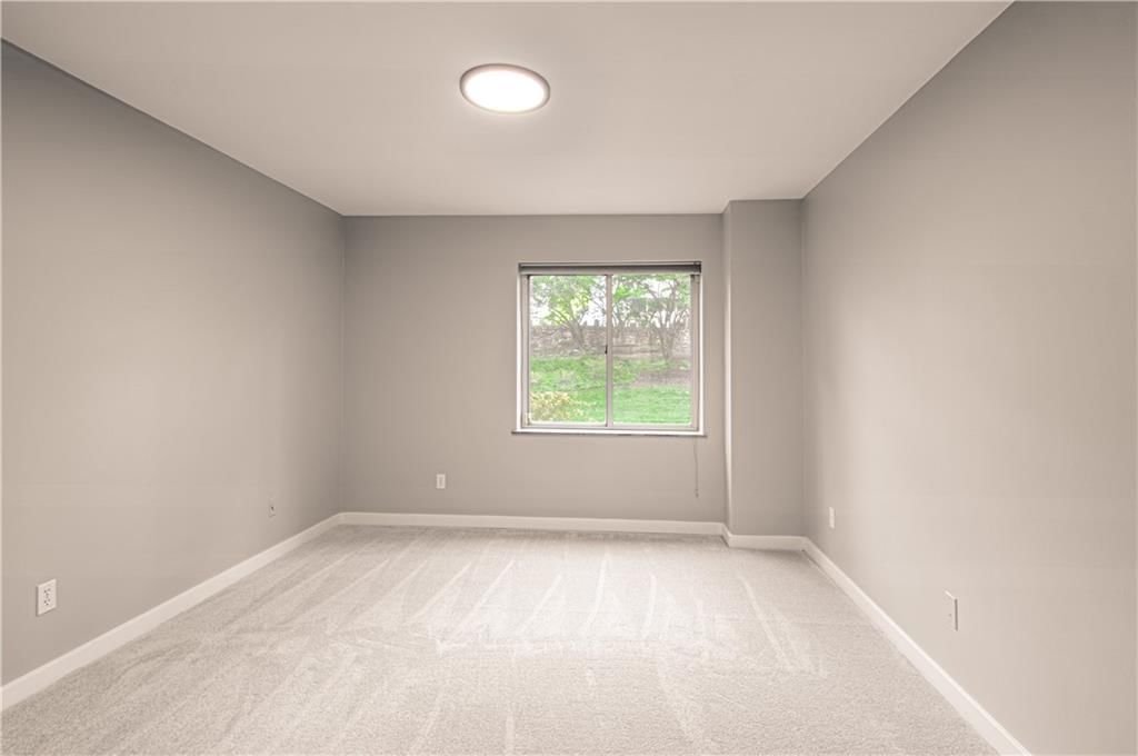 4550 Warwick Boulevard — photo 49
