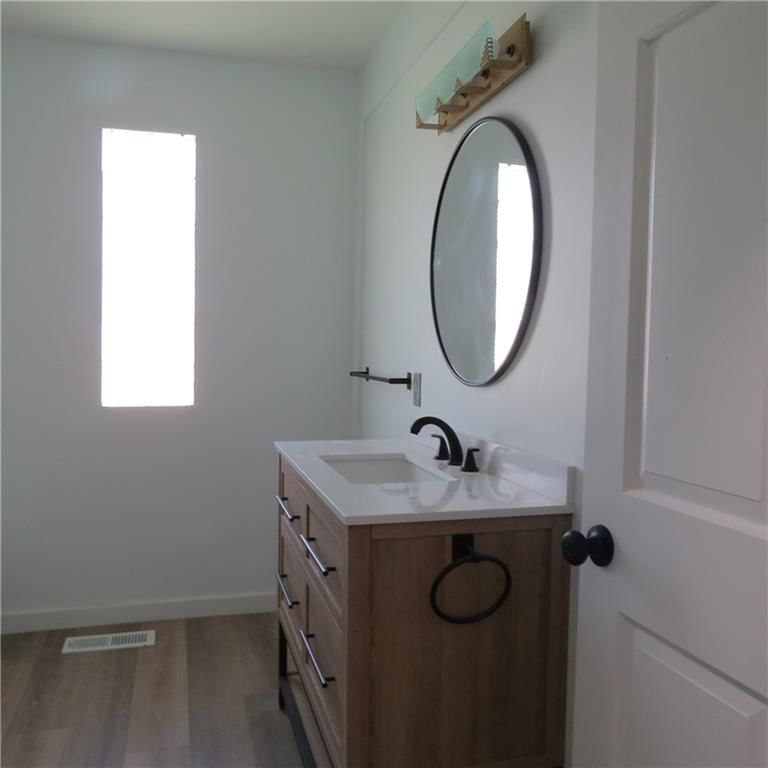 101 E 3rd Street — photo 13