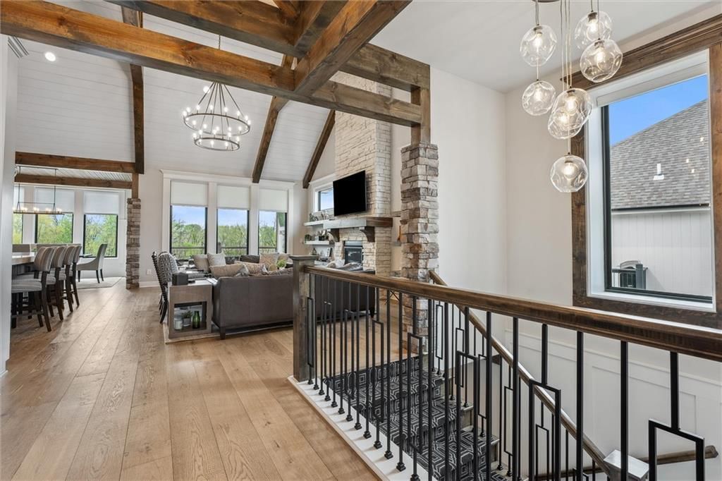 325 Ambersham Drive — photo 6