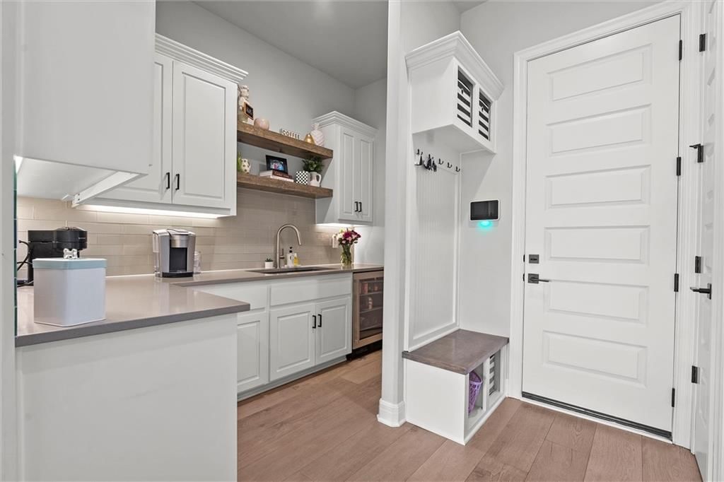 325 Ambersham Drive — photo 16