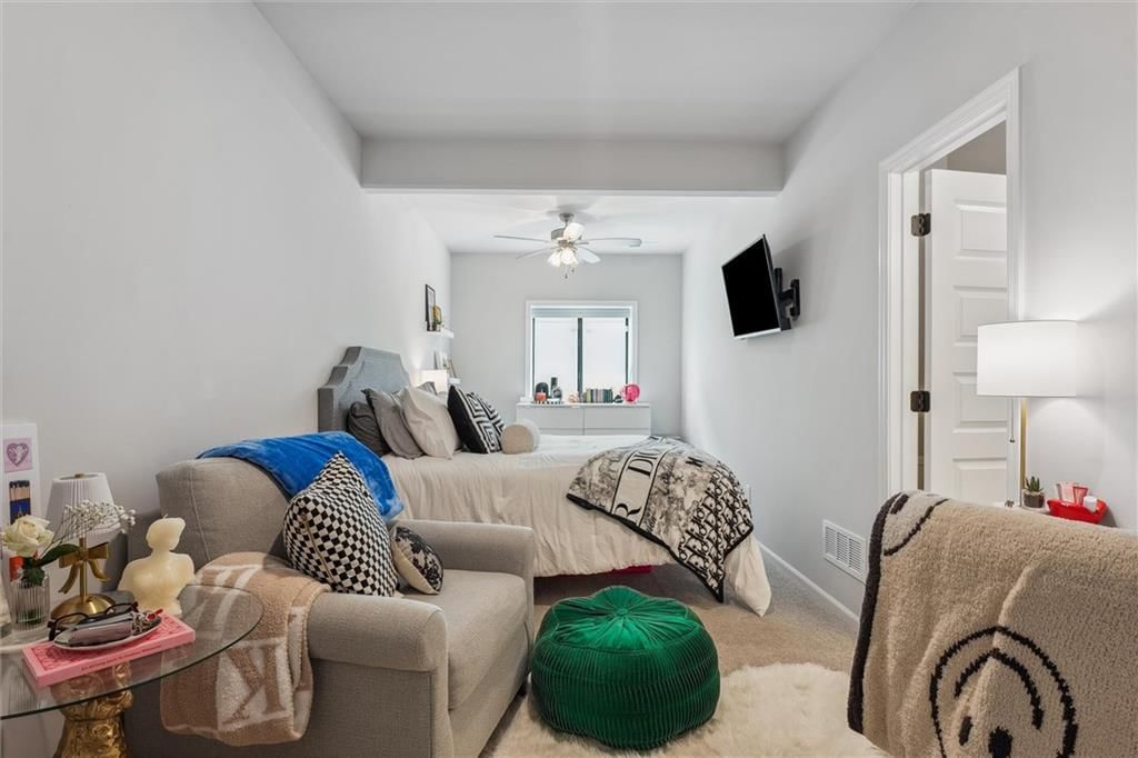 325 Ambersham Drive — photo 39