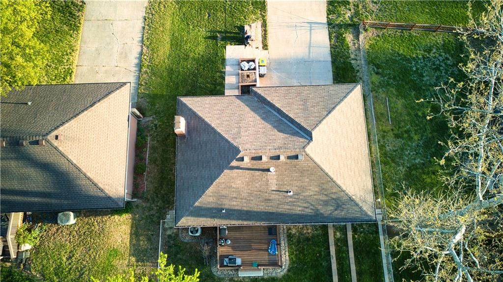 5810 NE 43rd Terrace — photo 35