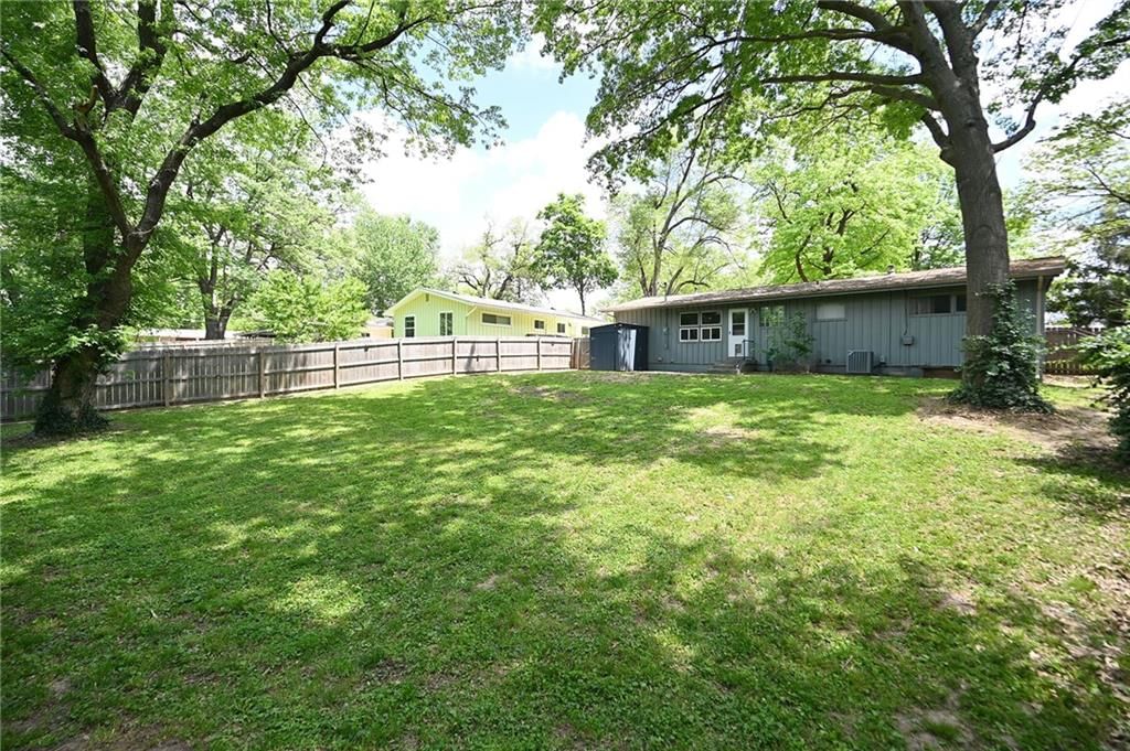 7032 N Coronado Street — photo 25