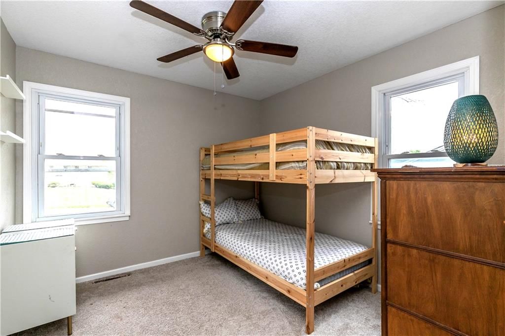 4302 N Quincy Avenue — photo 9