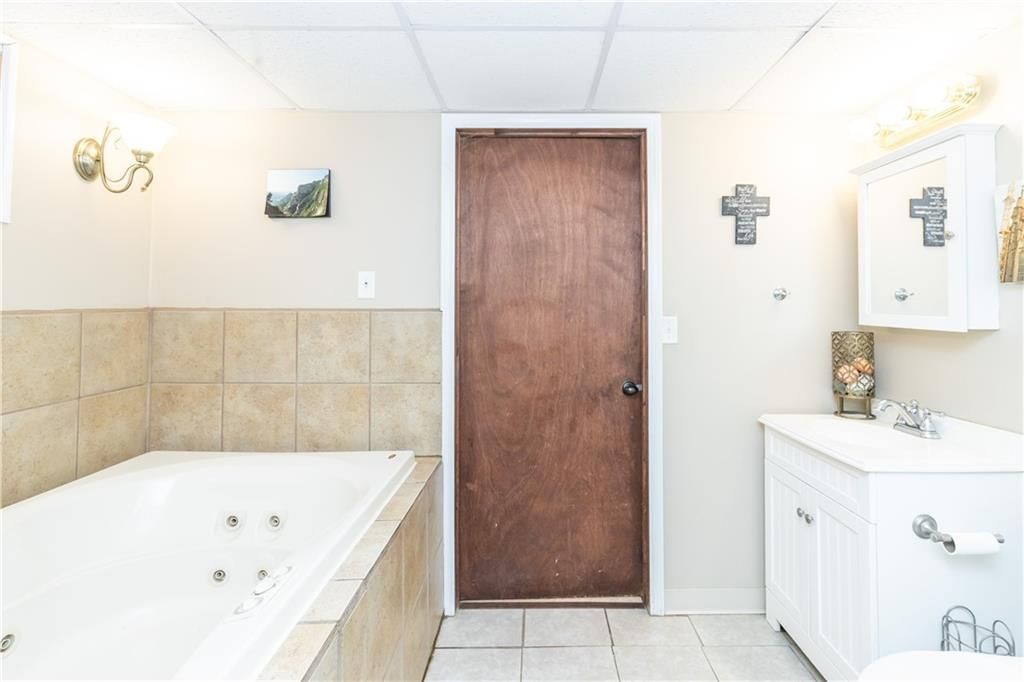 4302 N Quincy Avenue — photo 14