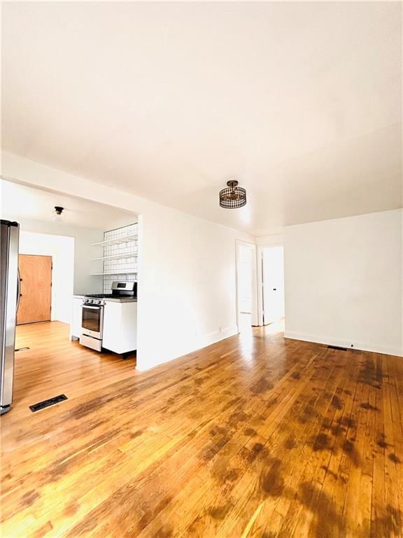 2601 Essex Street — photo 12