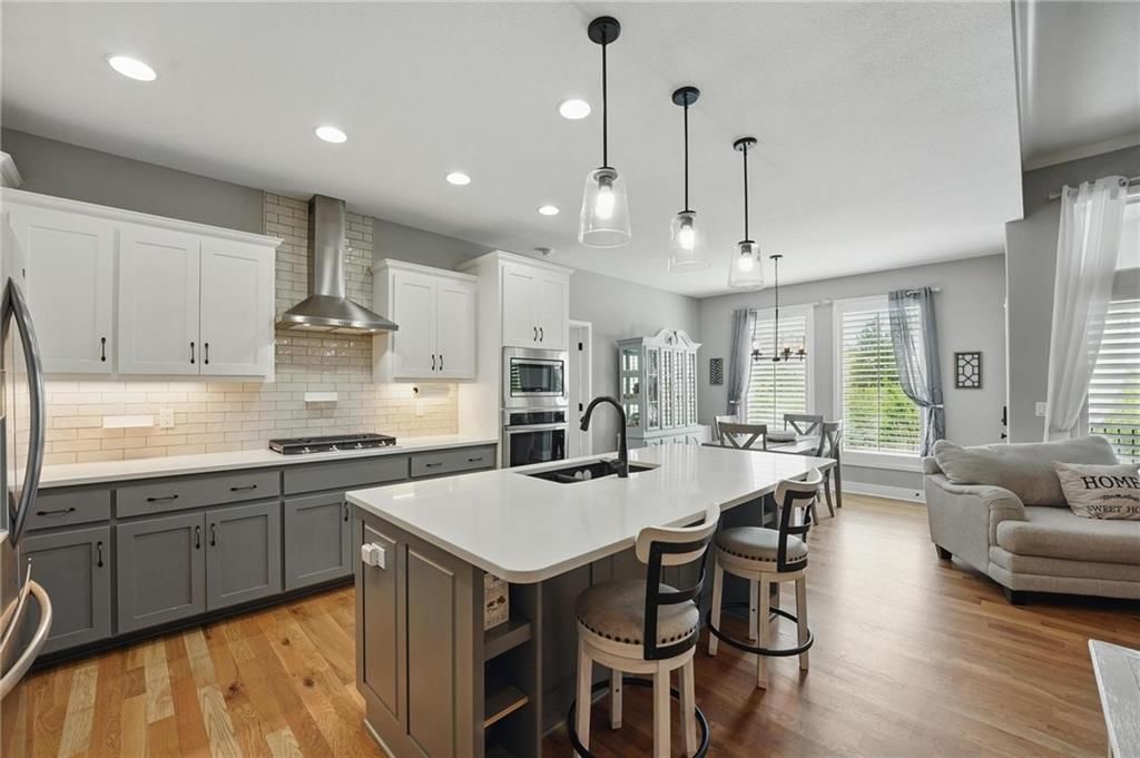 8213 NW 89th Street — photo 9