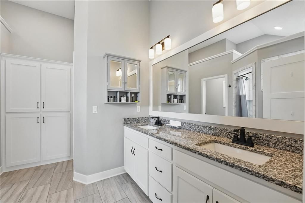 8213 NW 89th Street — photo 17