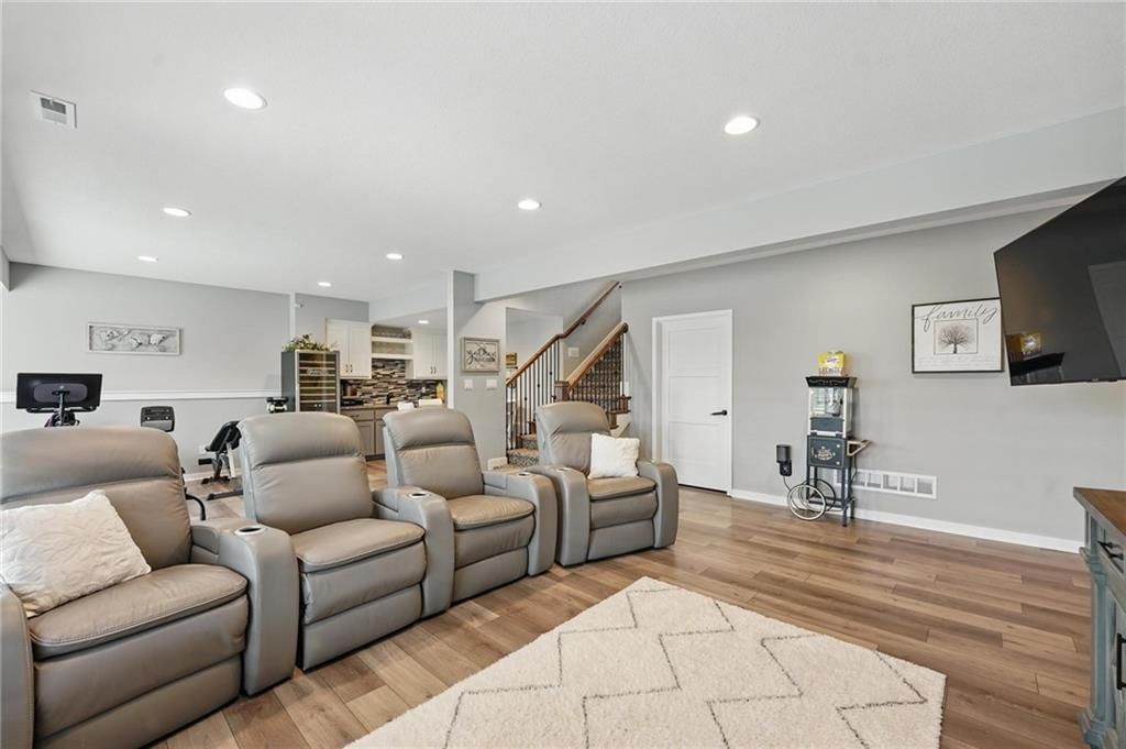 8213 NW 89th Street — photo 33