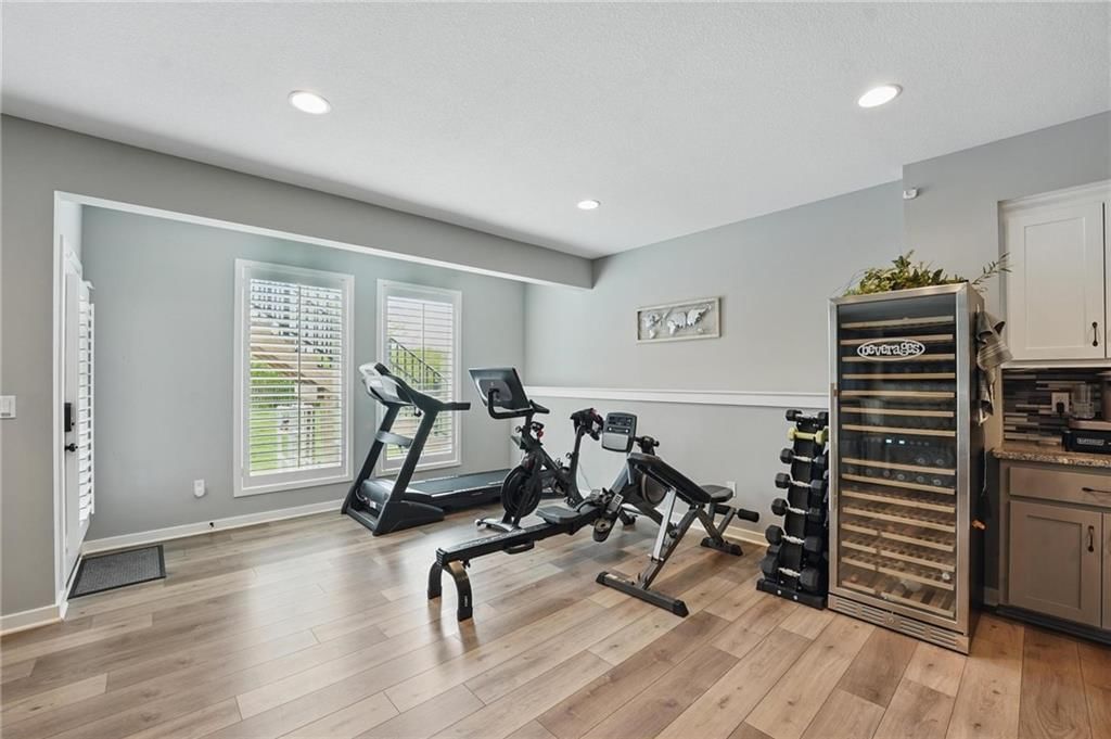 8213 NW 89th Street — photo 34