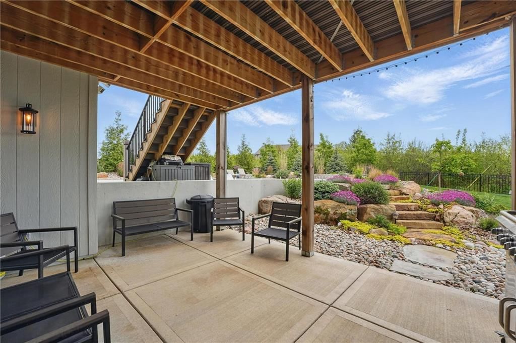 8213 NW 89th Street — photo 43