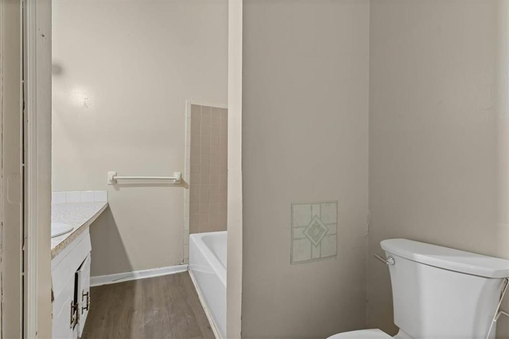806 N 71st Street — photo 12