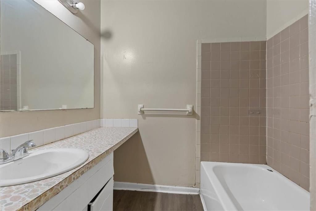 806 N 71st Street — photo 13