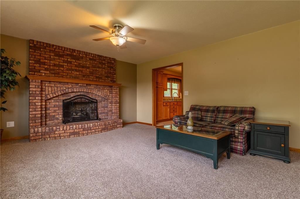 709 W Ogden Street — photo 19