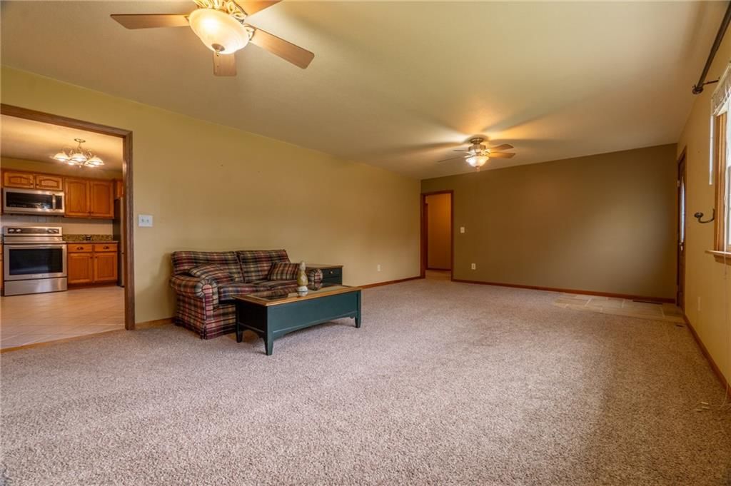709 W Ogden Street — photo 20